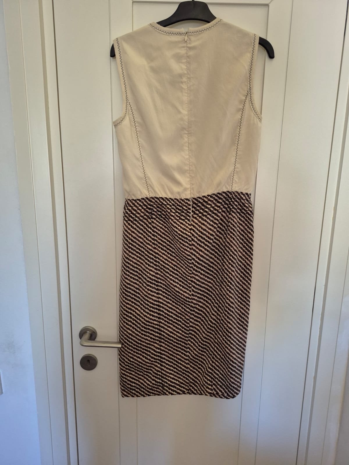 Bottega Veneta sleeveless dress size S, Kleding | Dames, Maat 38/40 (M), Beige, Ophalen of Verzenden, Zo goed als nieuw