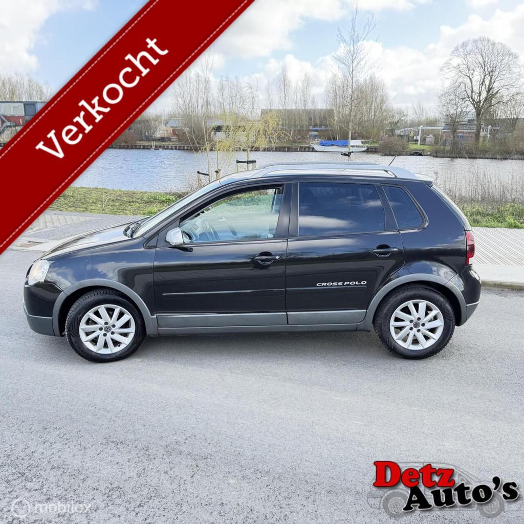 Volkswagen Polo 1.4-16V Cross hoogziter weinig km, Voorwielaandrijving, 15 km/l, Gebruikt, Zwart
