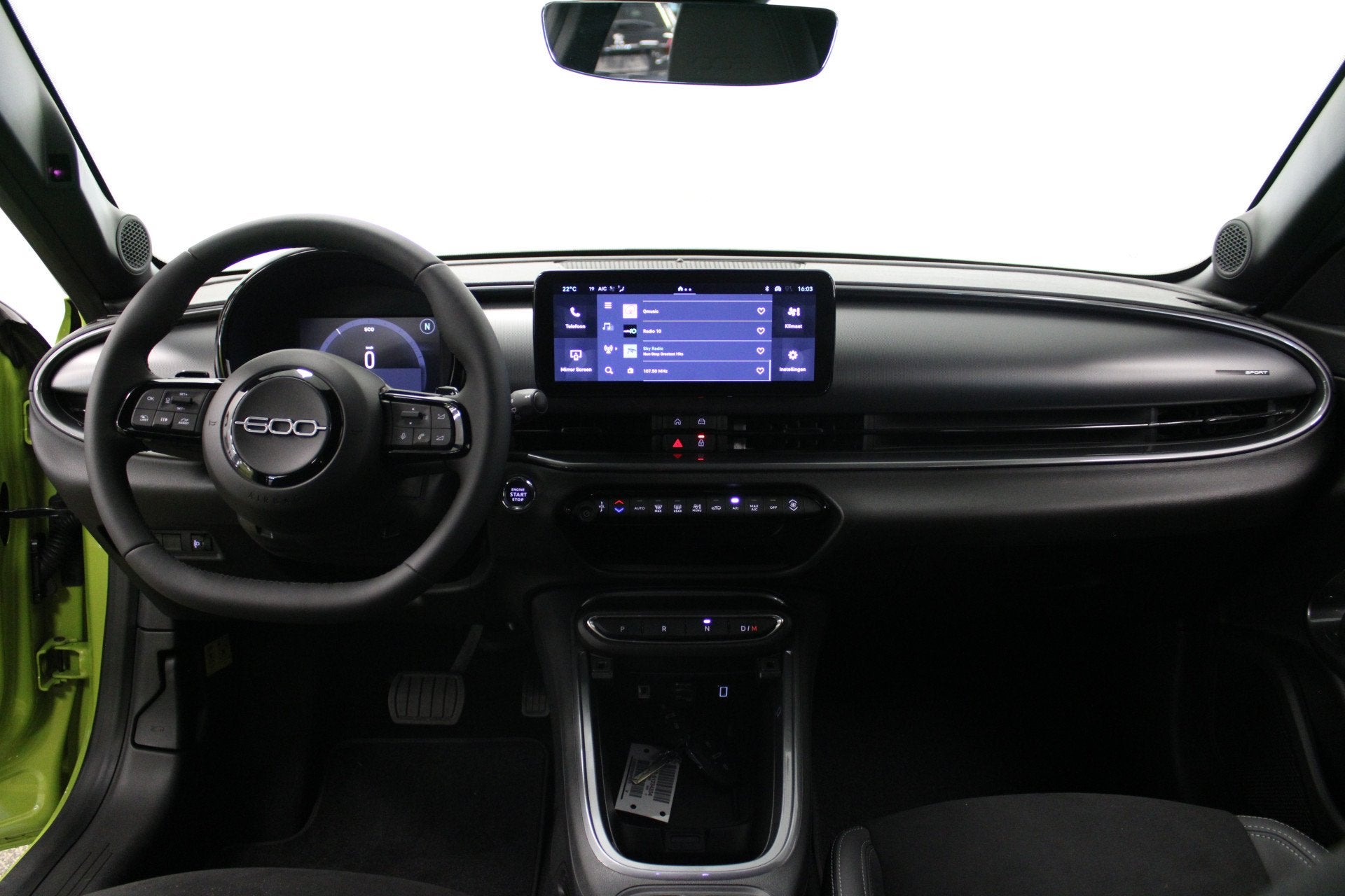 Fiat 600 1.2 Hybrid Sport (bj 2026, automaat), Gebruikt, Bedrijf, Hybride Elektrisch/Benzine, 3 cilinders