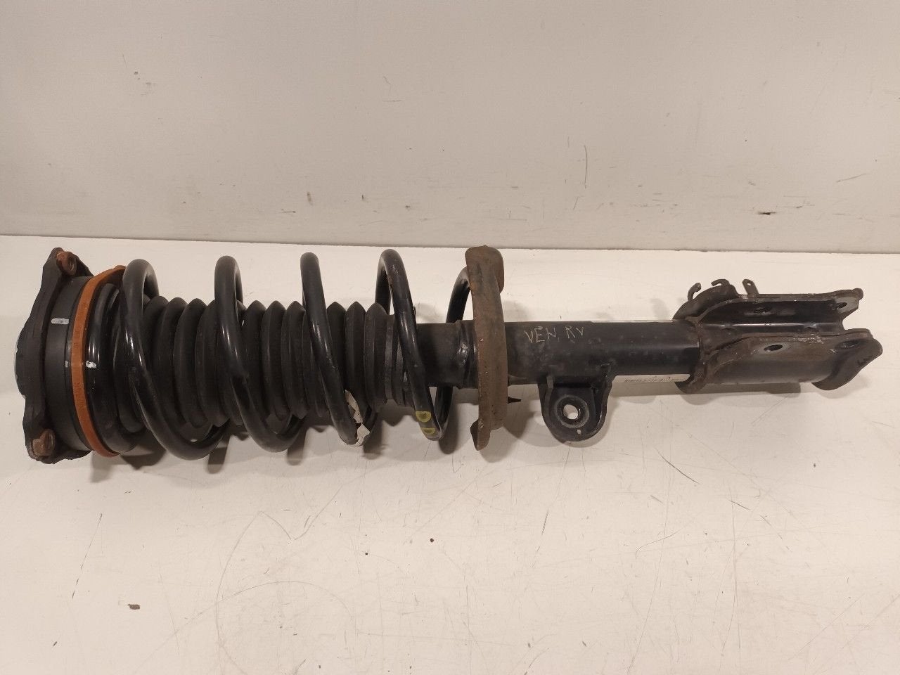 Veerpoot rechts voor Fiat 500X, Onderdelen@venauto.nl, Van der Ven Autorecycling B.V., Gebruikt, Ettenseweg 76, 4706 PB Roosendaal, The Netherlands