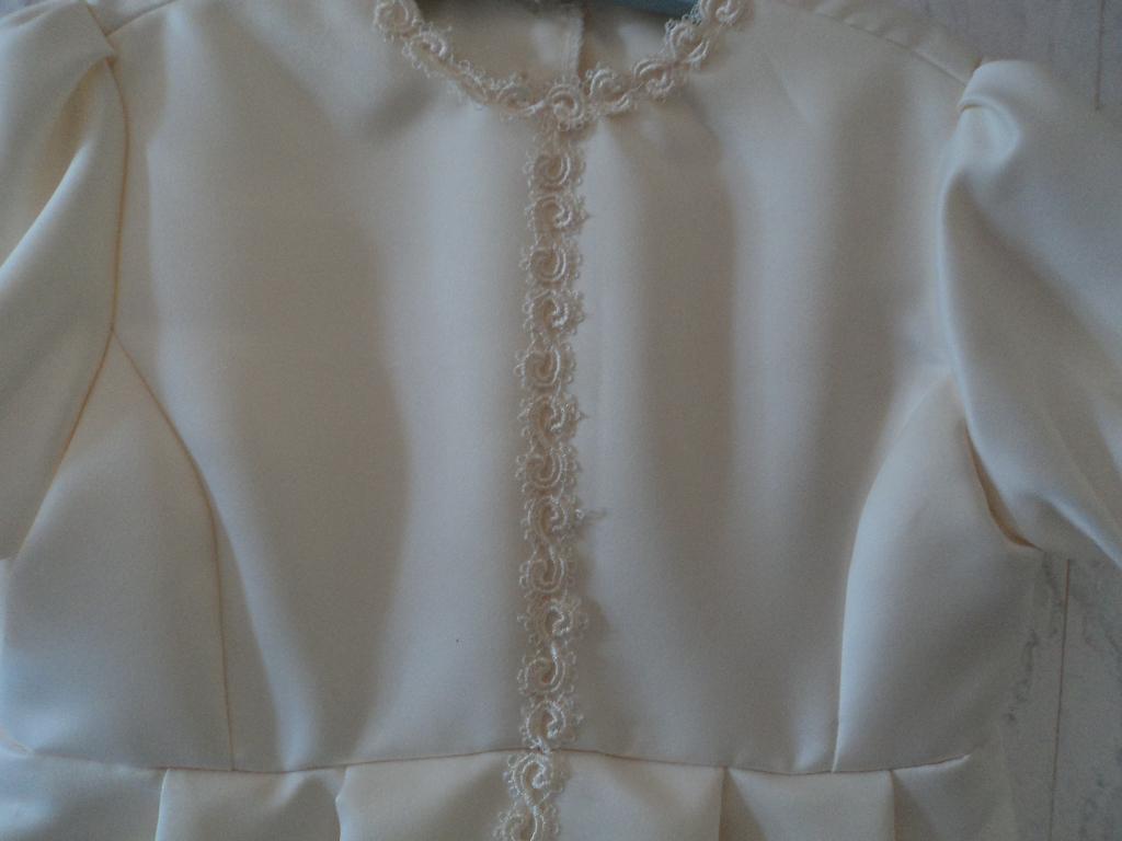 bruids meisjes jurkje mt 104, Ophalen of Verzenden, Zo goed als nieuw, Overige kleuren, Bruidsmeisjeskleding