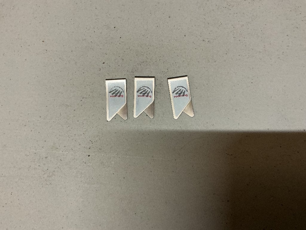 Paperclips DONGEN KLANTGERICHT. Doe redelijk bod, Verzamelen, Ophalen, Nieuw