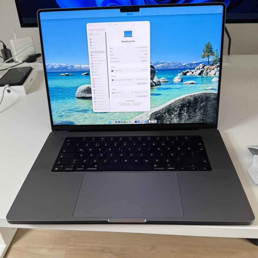 MacBook Pro 16" M1 Pro (16GB RAM / 512GB SSD), Computers en Software, Apple Macbooks, MacBook Pro, Gebruikt, 2 tot 3 Ghz, Qwerty