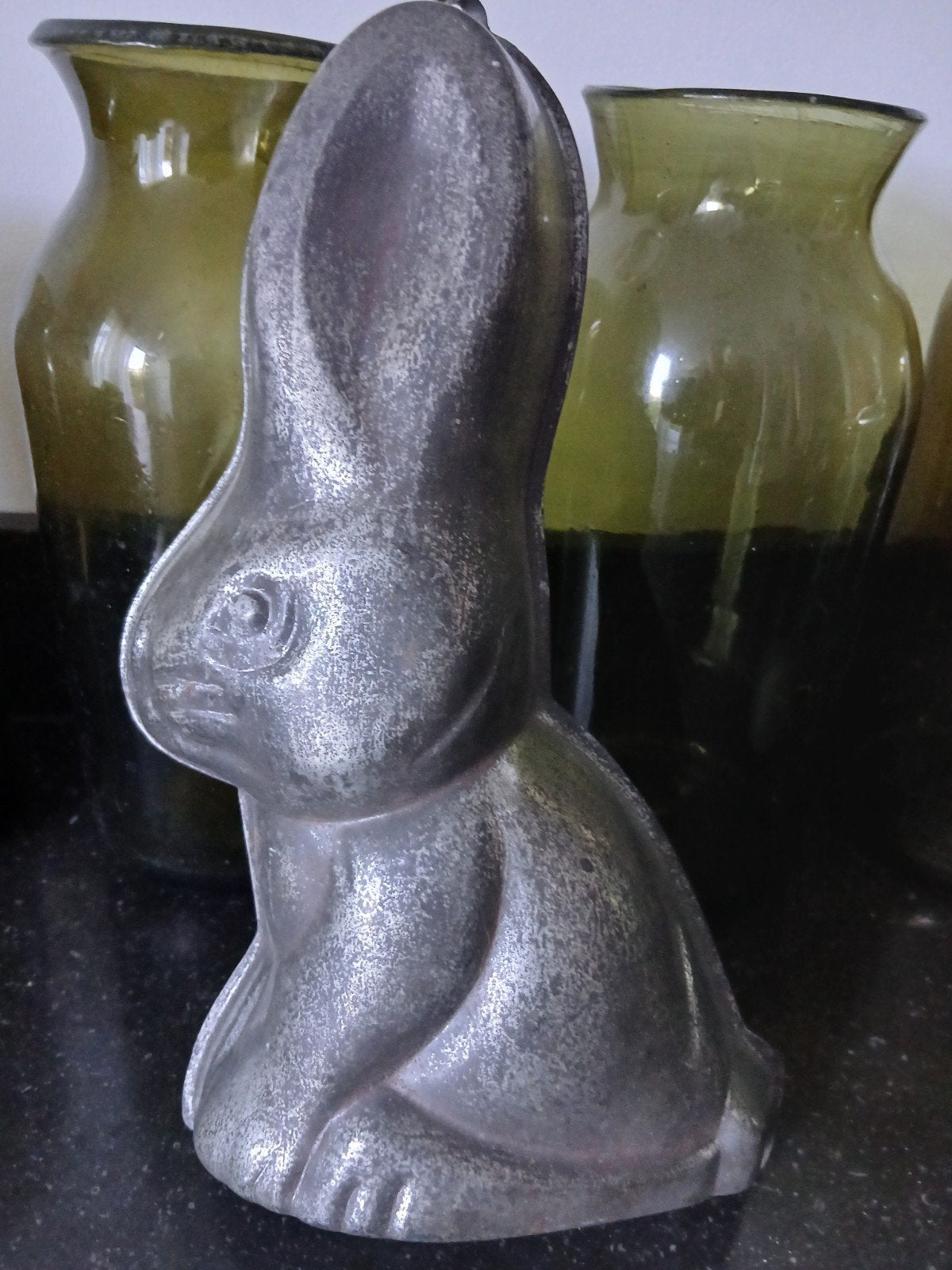 grote oude  chocolade mal / bakvorm paashaas, Verzenden