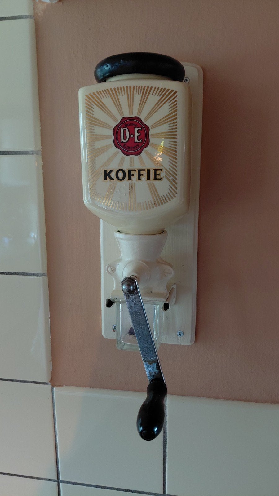 Vintage Douwe Egberts wandkoffiemolen, Antiek en Kunst, Ophalen of Verzenden