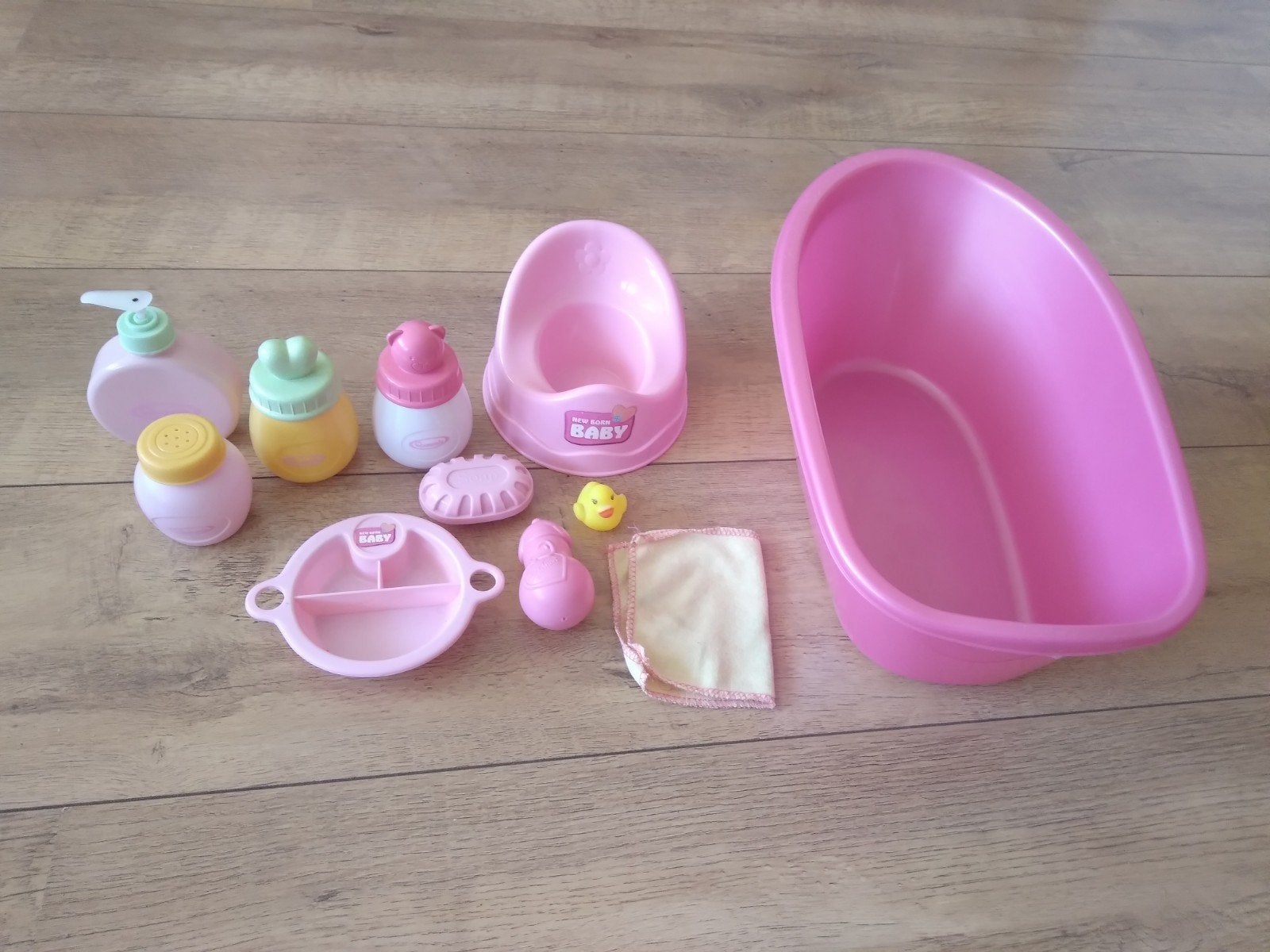 Babypoppenverzorgingsset: Badje, Potje & Accessoires, Ophalen, Gebruikt, Meisje
