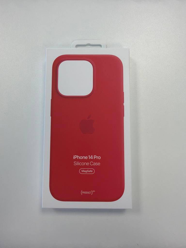 Apple iPhone 14 Pro Silicone Case - Nieuw in geopende doos, MagSafe, IPhone 14 Pro, Nieuw, Hoesje of Tasje
