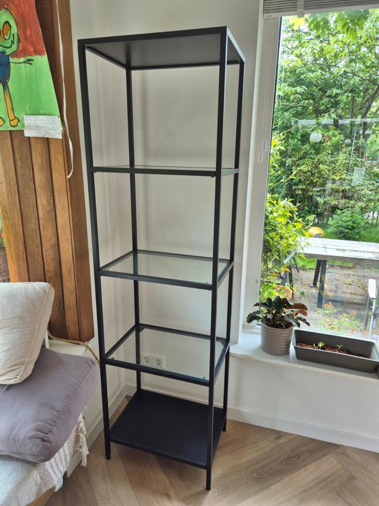 IKEA Kast Zwart met Glazen Platen - Goede Staat, Ophalen of Verzenden