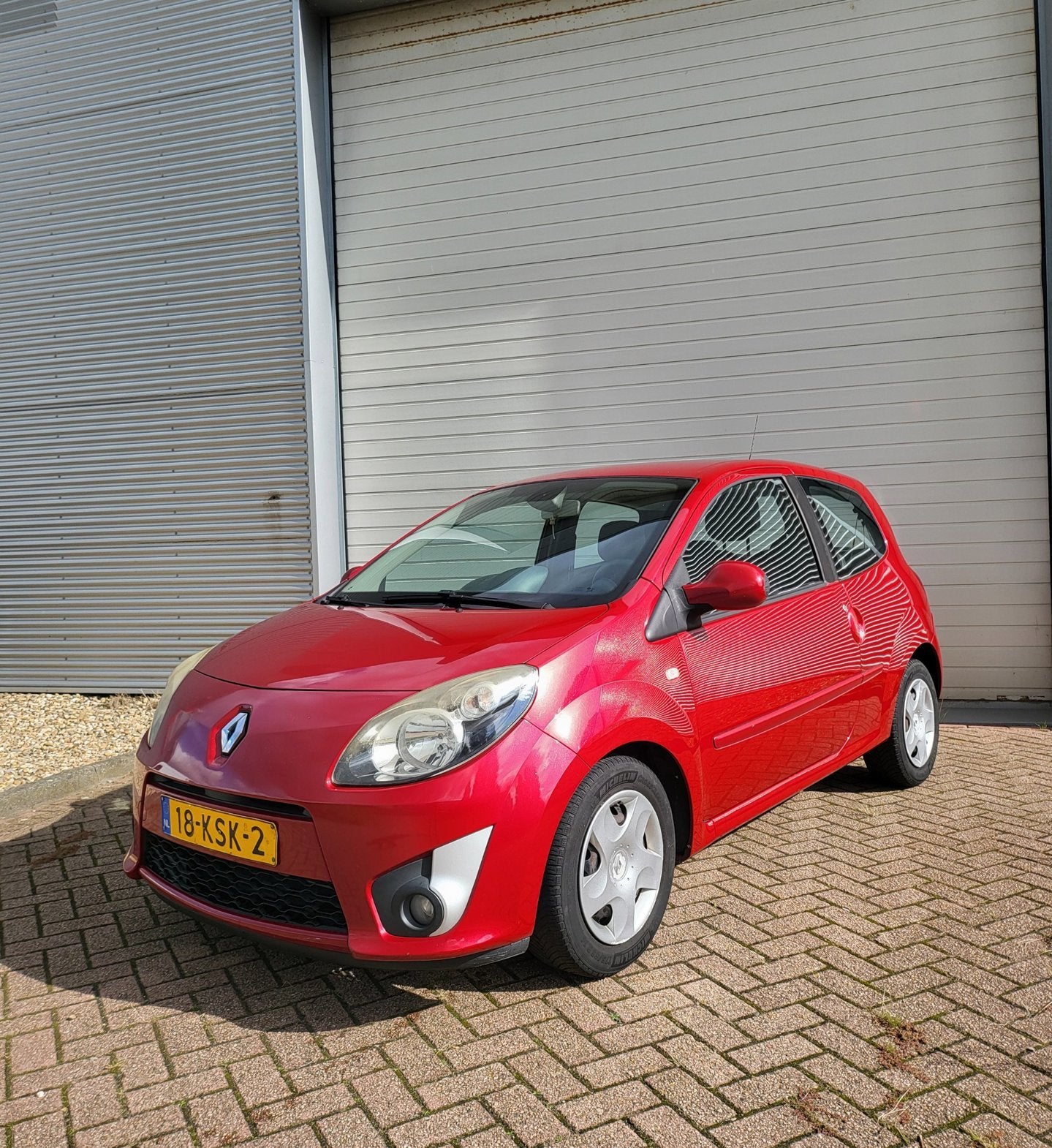 Renault Twingo 1.2-16V Dynamique Airco INRUILKOOPJE !, Auto's, 839 kg, Gebruikt, Zwart, 4 cilinders