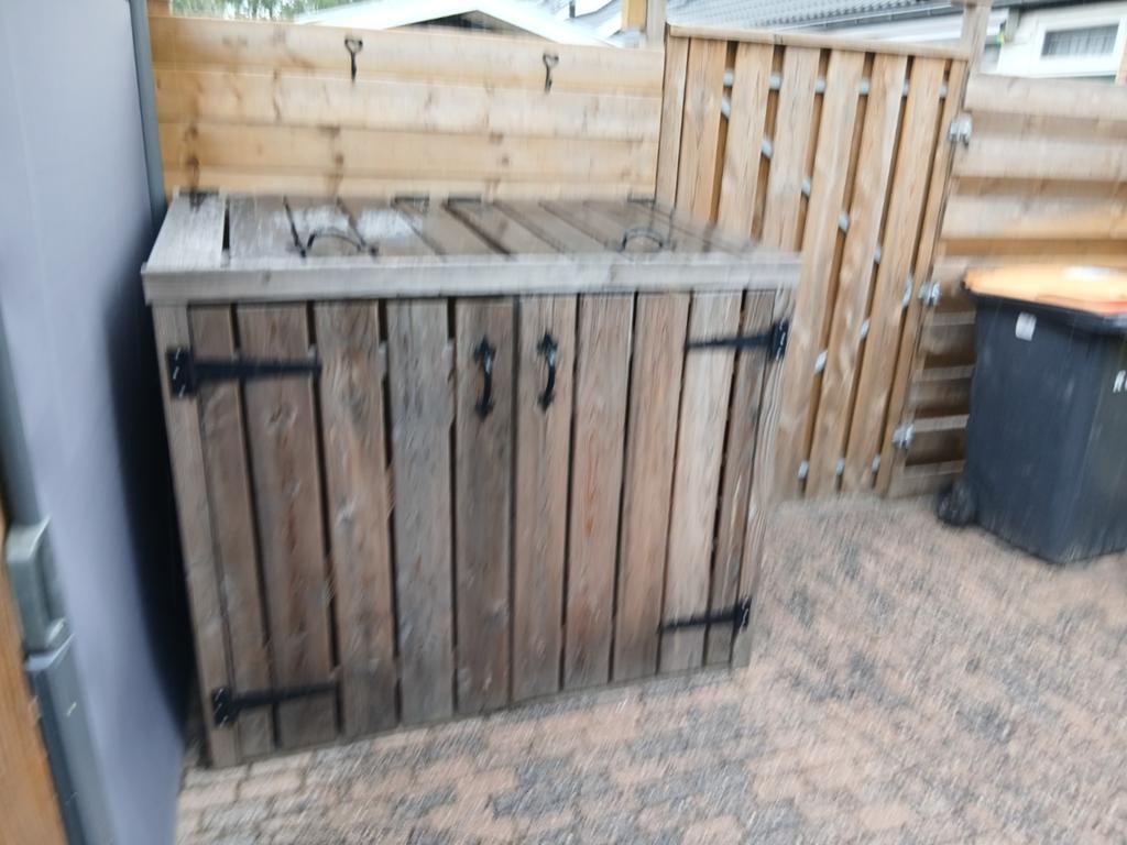 Kast voor kliko containers, Tuin en Terras, Bergingen en Tuinkasten, Ophalen of Verzenden, Zo goed als nieuw, Hout, Overige typen