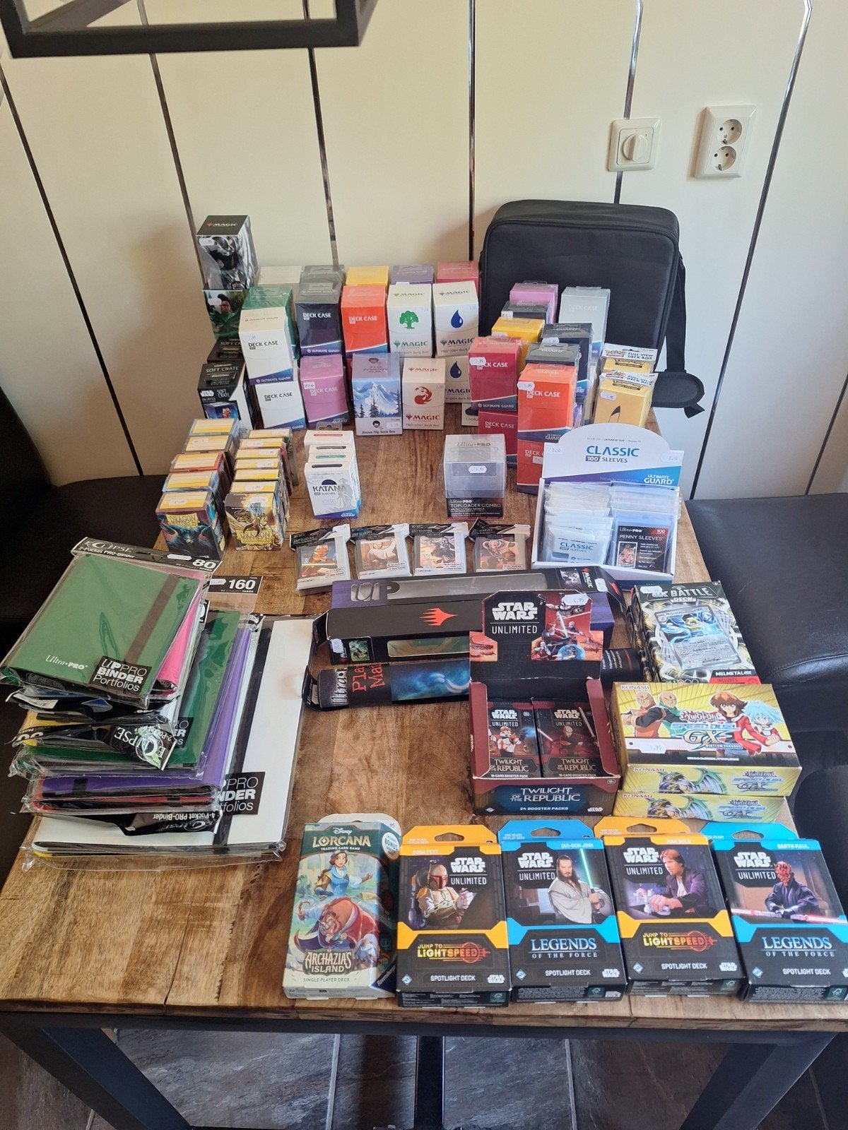 Enorme sealed tcg accessoires collectie, Ophalen of Verzenden, Zo goed als nieuw, Sleeves of Kaarthoesjes