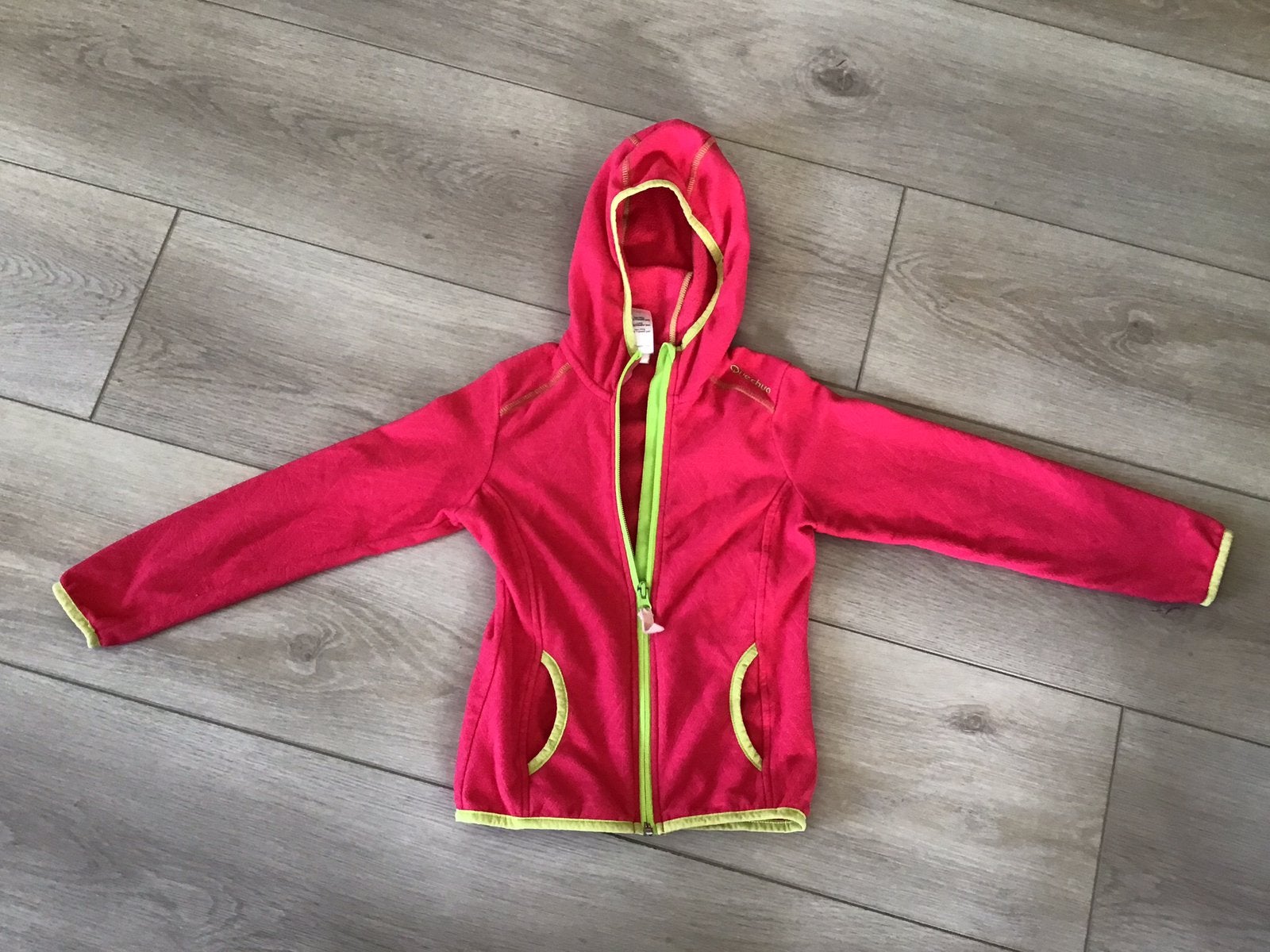 Leuk fleece vestje voor meisjes maat 116/122 In goede staat, Kinderen en Baby's, Ophalen of Verzenden, Zo goed als nieuw, Meisje