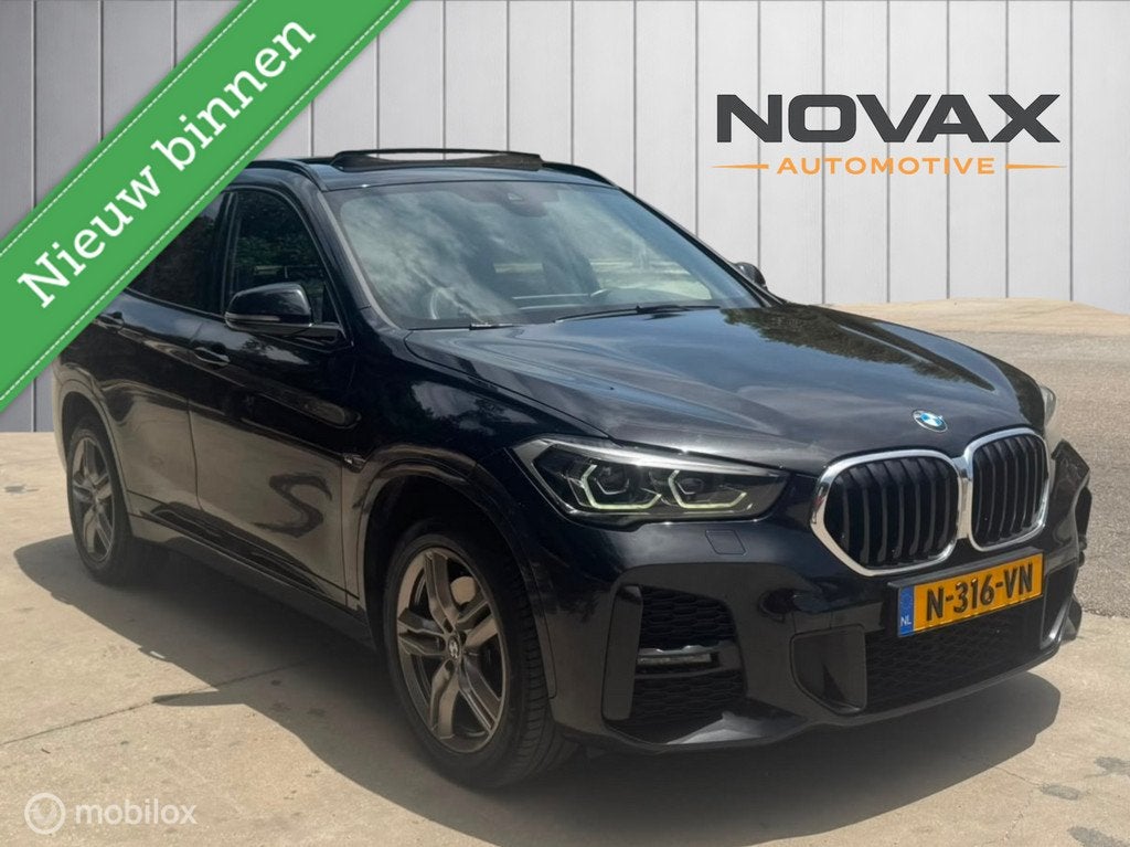 BMW X1 xDrive20i M Sport | Panoramadak | Head-Up Display, Auto's, BMW, Bedrijf, Te koop, X1, 4x4, ABS, Adaptive Cruise Control