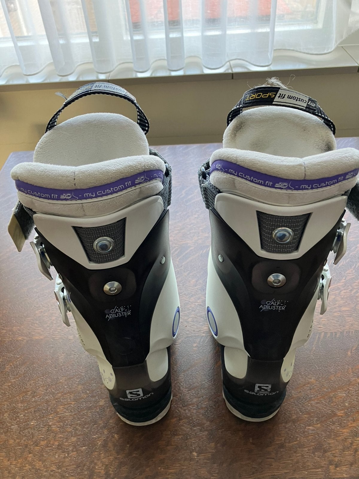 Salomon dames skischoenen maat 24 (= 39), Ophalen, 160 tot 180 cm, Gebruikt, Schoenen