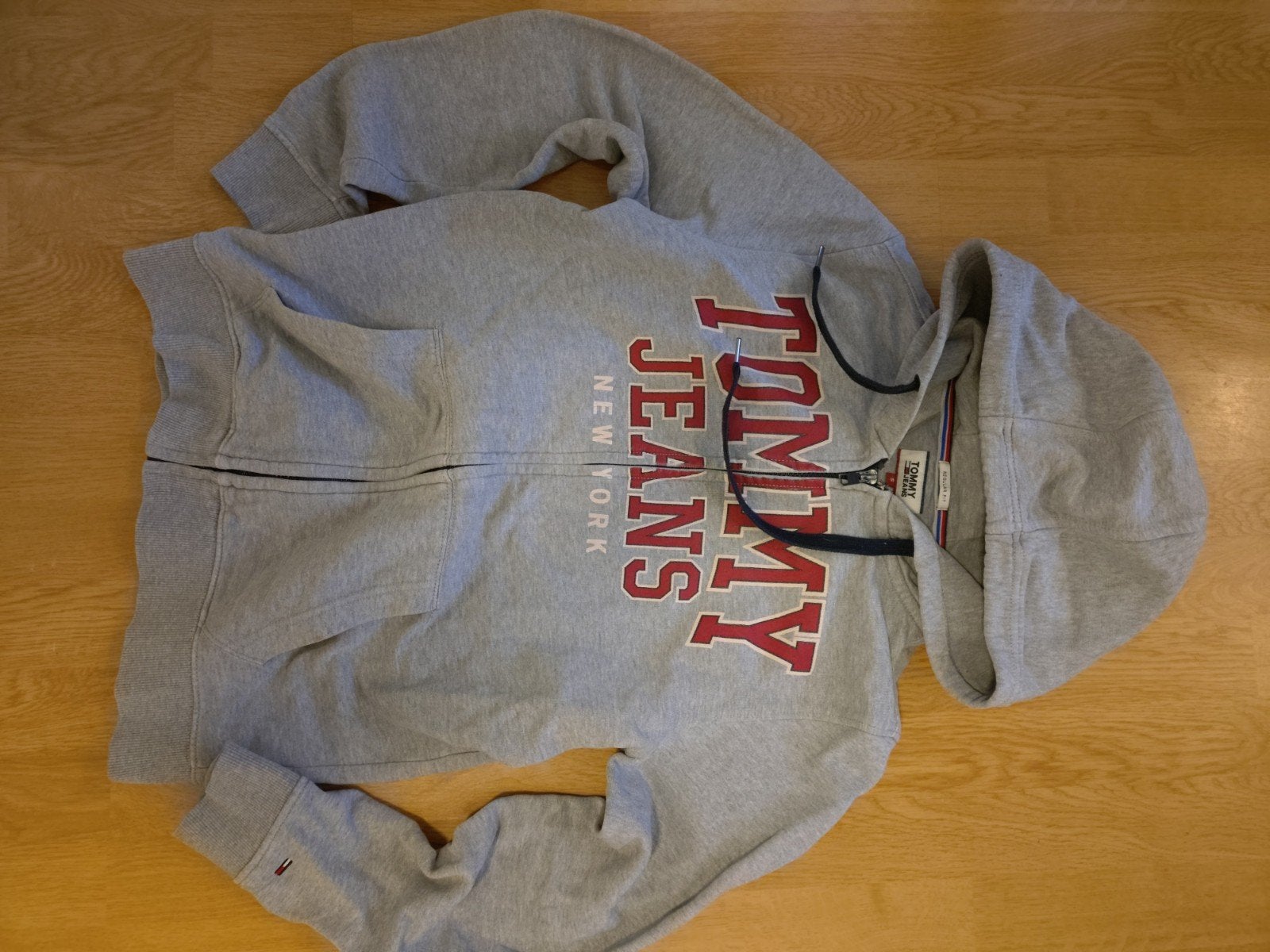 Tommy Jeans hoodie met rits - Maat S, Kleding | Heren, Truien en Vesten, Ophalen of Verzenden, Zo goed als nieuw, Grijs, Tommy Jeans