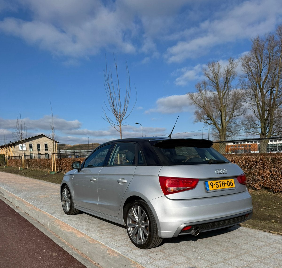 Audi A1 1.2 Tfsi 63KW SB 2013 Grijs, Voorwielaandrijving, 4 cilinders, Origineel Nederlands, Handgeschakeld