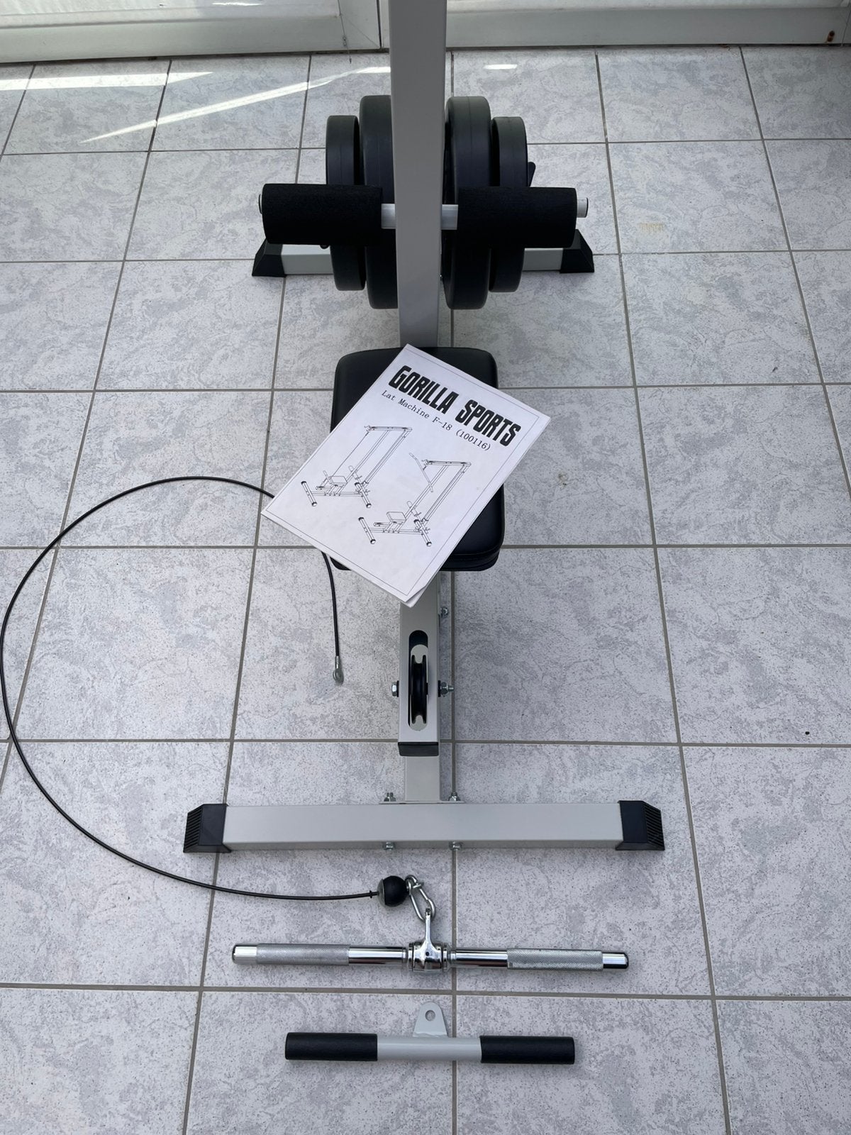 Gorilla Sports Lat Pulley Station + 30kg + Accessoires, Sport en Fitness, Fitnessmaterialen, Ophalen, Zo goed als nieuw, Rug, Overige typen