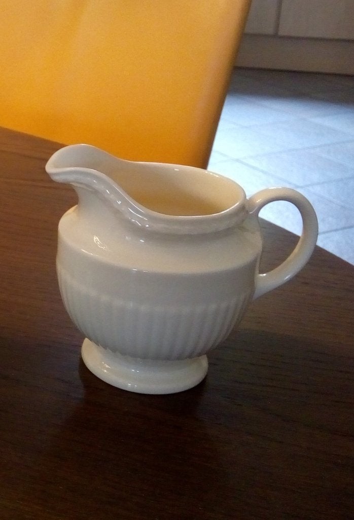 mooi onbeschadigd Wedgewood Edme (koffie)melkkannetje, Overige typen, Ophalen of Verzenden, Zo goed als nieuw, Overige stijlen