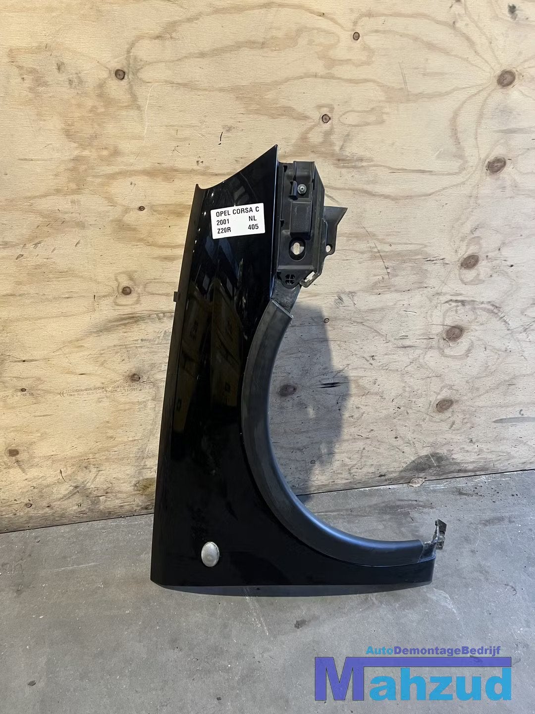 OPEL CORSA C Zwart Z20R rechts voorscherm 2000-2005, Gebruikt, Opel Automobile GmbH, Ophalen of Verzenden, Kontakt@opel-infoservice.de