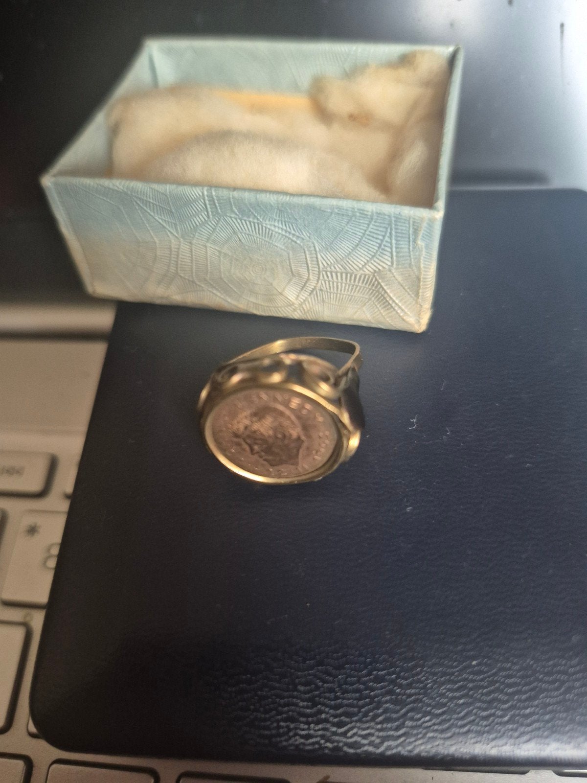 Vintage Gouden Muntring (Kennedy) - 14/18 Karaat, Sieraden, Tassen en Uiterlijk, Gebruikt, Ophalen of Verzenden, Dame of Heer