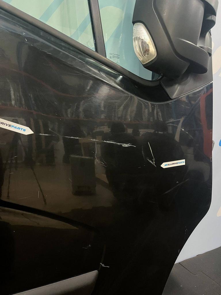 Renault Master Voorportier rechts zwart 801001682R, Auto-onderdelen, Gebruikt, -, Deur, -