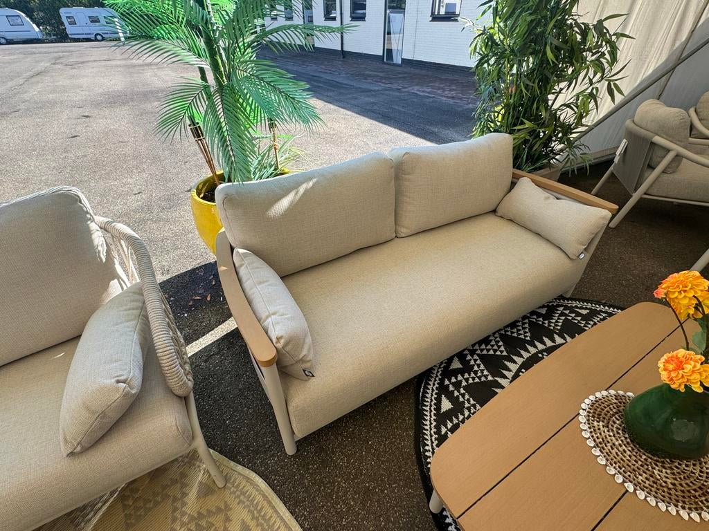 Stijlvolle SUNS Tuinset - Comfortabel en Modern Design, 3 zitplaatsen, Ophalen of Verzenden, Zo goed als nieuw, Loungeset