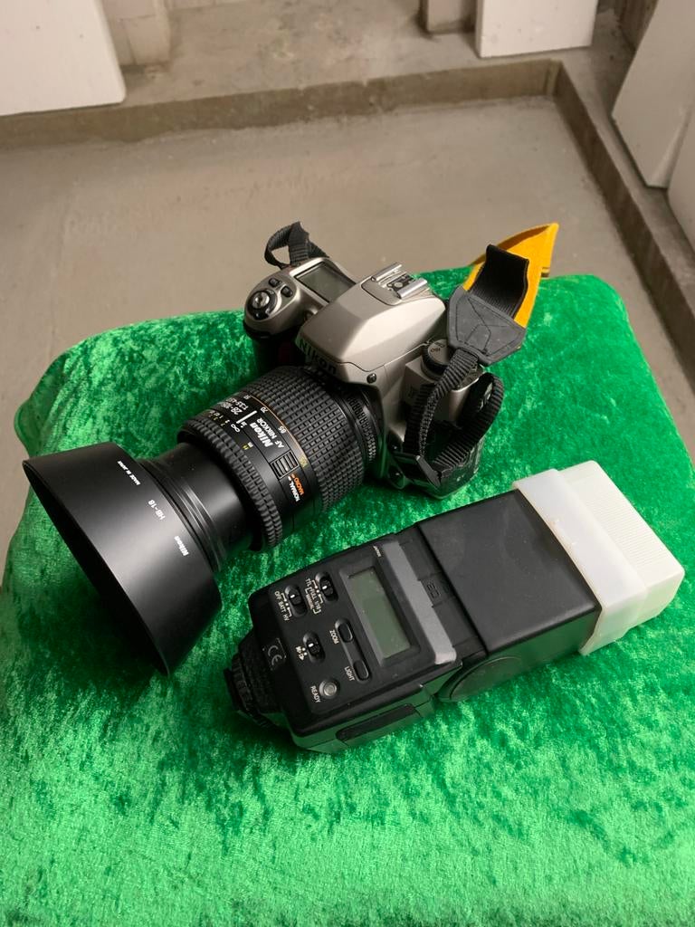 Nikkor zoomlens 28-105mm, Audio, Tv en Foto, Fotocamera's Analoog, Ophalen of Verzenden, Gebruikt, Spiegelreflex, Nikon