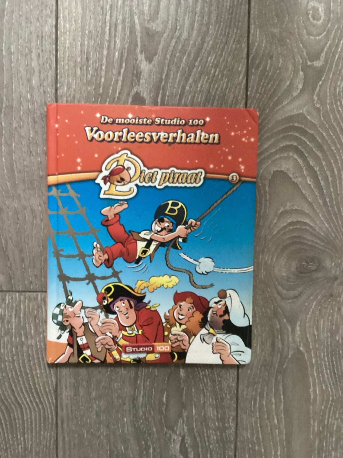 Piet Piraat Voorleesverhalen - De Mooiste Studio 100, Ophalen of Verzenden, Gelezen, 3 tot 4 jaar