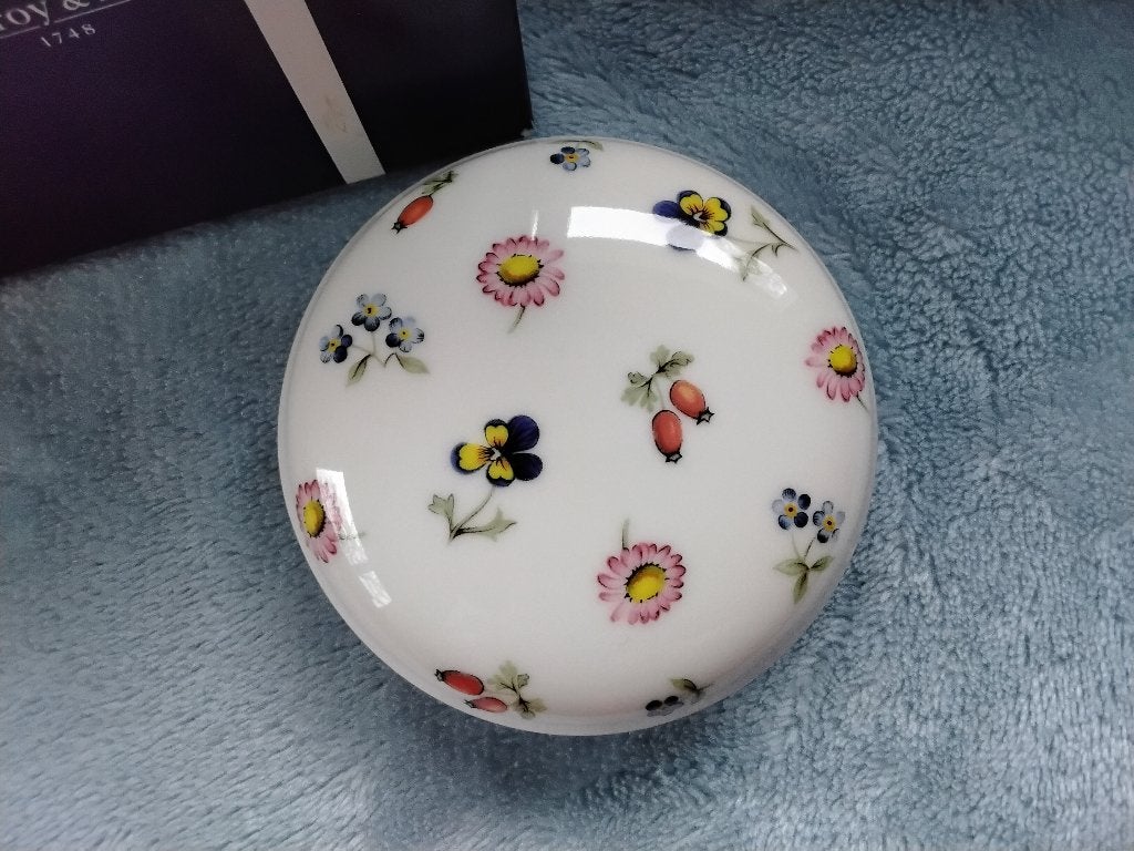 Dekseldoosje Villeroy & Boch Petite Fleur, Verzenden, Zo goed als nieuw, Overige stijlen, Porselein