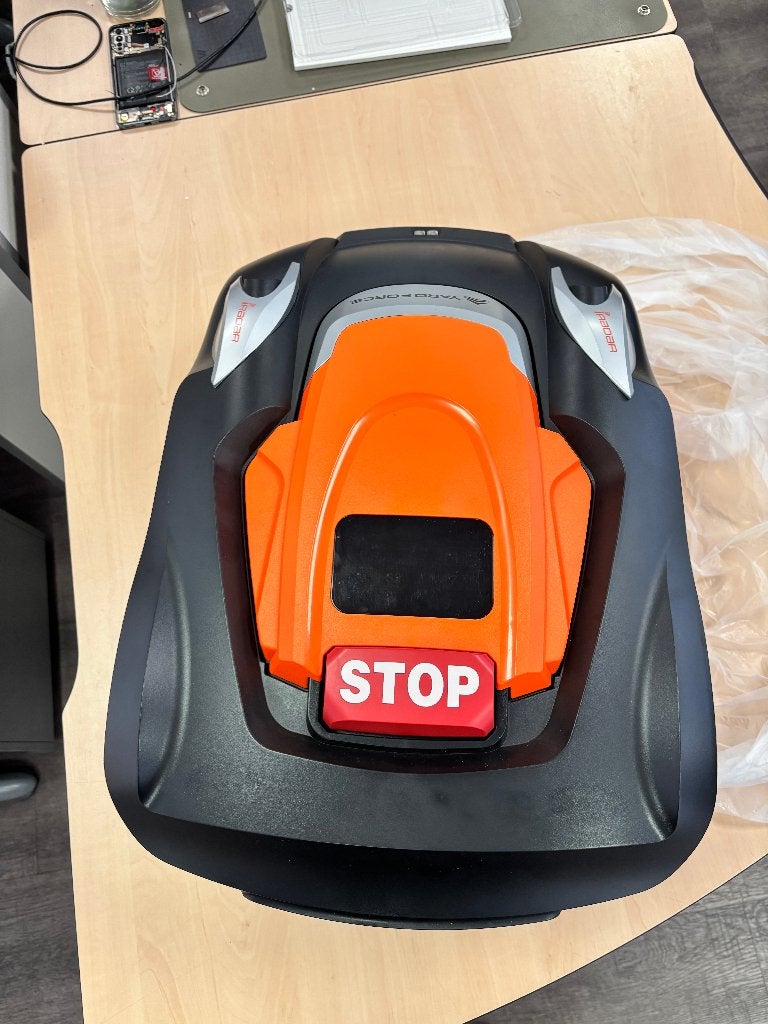 YARD FORCE NX80i robotmaaier, Ophalen of Verzenden, Nieuw, Minder dan 30 cm, Accu-grasmaaier