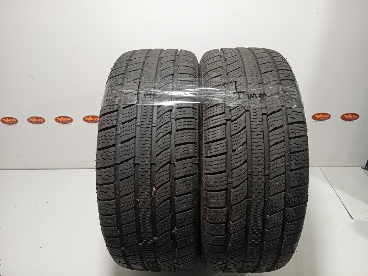 Bandenset 2 stuks Winter 195 50 R15, Onderdelen@venauto.nl, Van der Ven Autorecycling B.V., Gebruikt, 15 inch