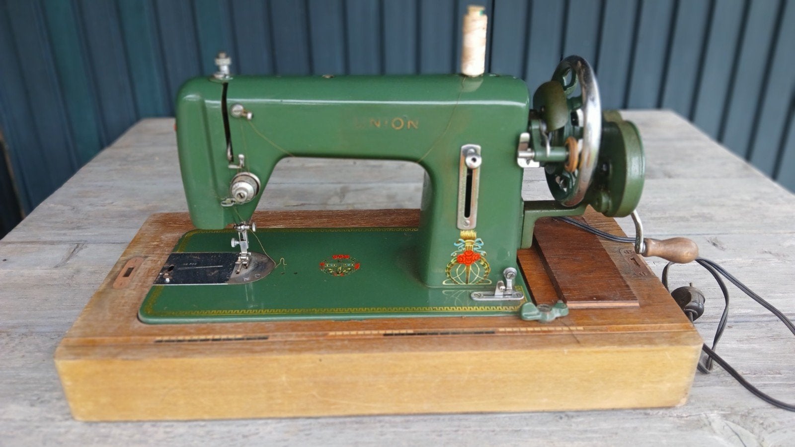 Union vintage naaimachine, Ophalen