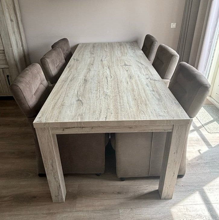 Eettafel, hoge kast, tv-meubel in mud oak. Kan ook los, Ophalen, Gebruikt, 4 tot 6 stoelen