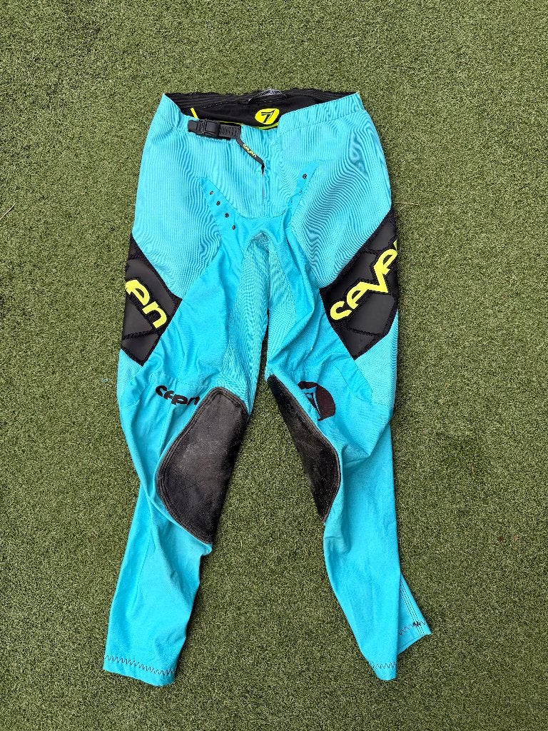 motocross/fietscross broek merk Seven maat 28, Motoren, Ophalen of Verzenden, Tweedehands, Broek | textiel, Seven