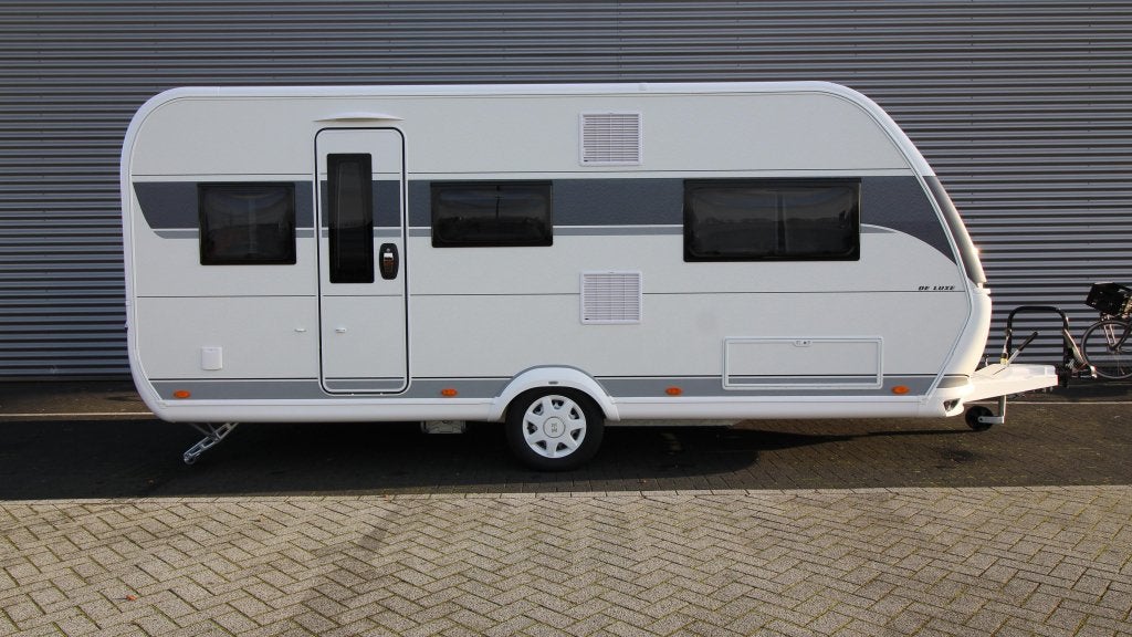 Hobby De Luxe 495 UL ACTIEPRIJS, Caravans en Kamperen, Rondzit, Hobby, Bedrijf, 4 tot 5 meter