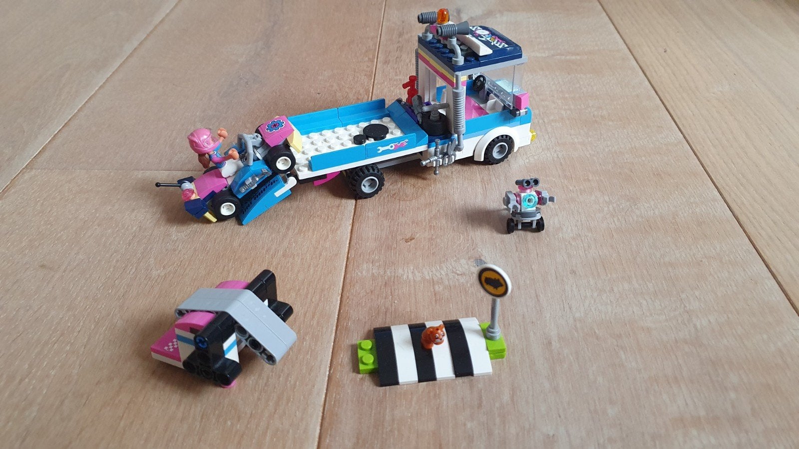 LEGO Friends 41348 Abschleppwagen met boekje, City, Lego, Compleet, Ophalen of Verzenden
