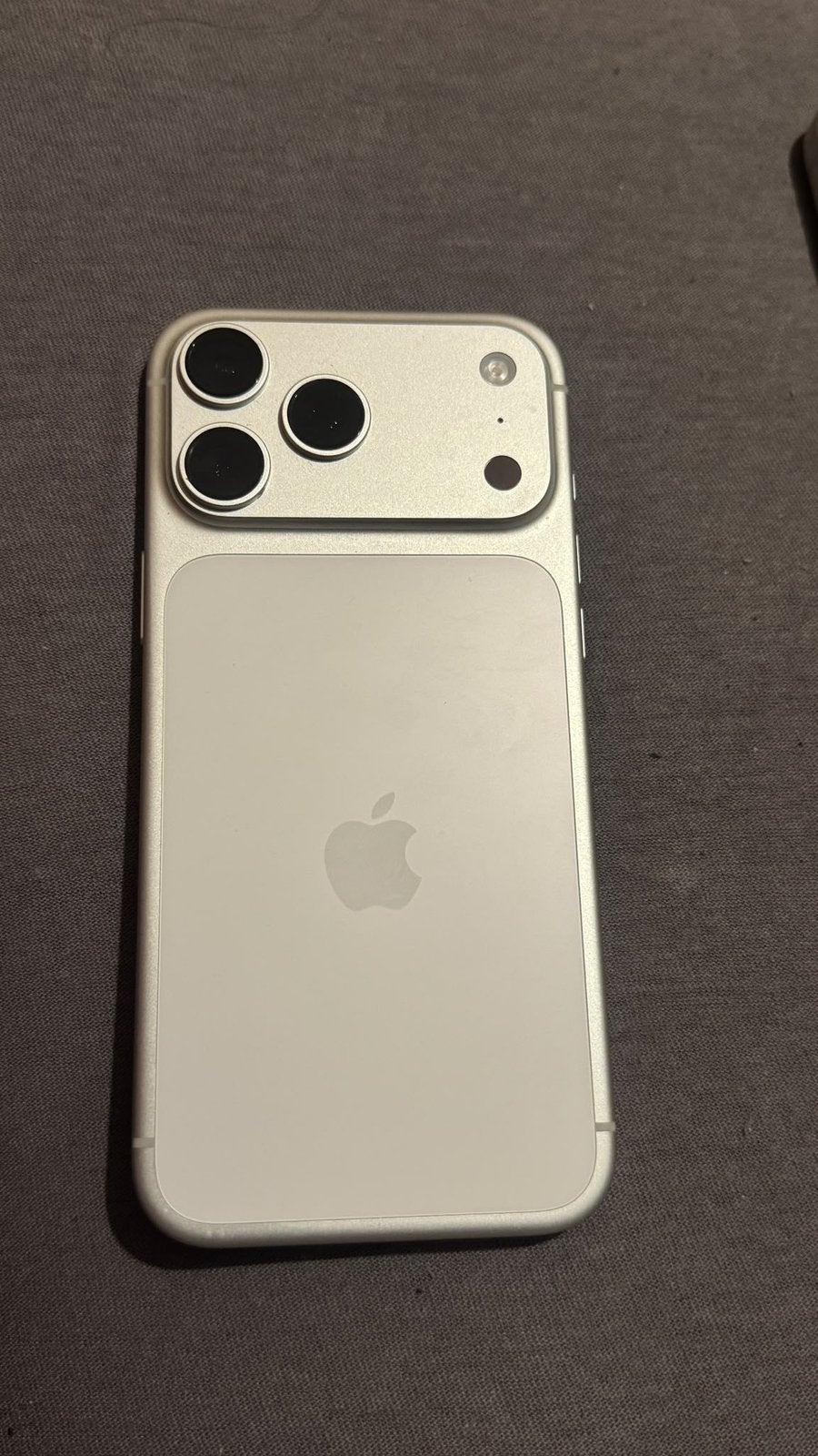 Iphone 17 Pro Max, Telecommunicatie, Wit, 1 TB, Ophalen of Verzenden, Zo goed als nieuw