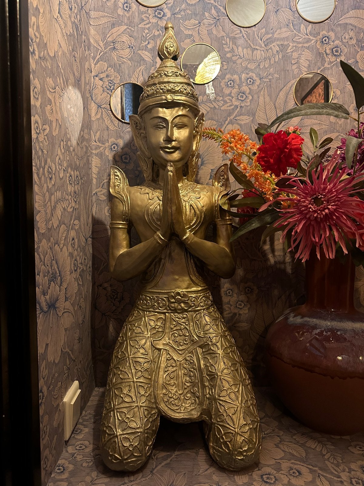 Gouden Boeddha beeld, Thaise Tepphanom – beschermengel, Ophalen, Met reliëf, Zo goed als nieuw, Goud