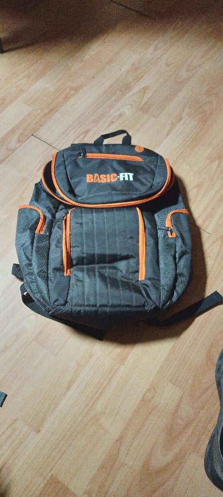 Basic-Fit rugzak zwaart (2015), Ophalen, Zo goed als nieuw, Overige merken, 45 tot 60 cm