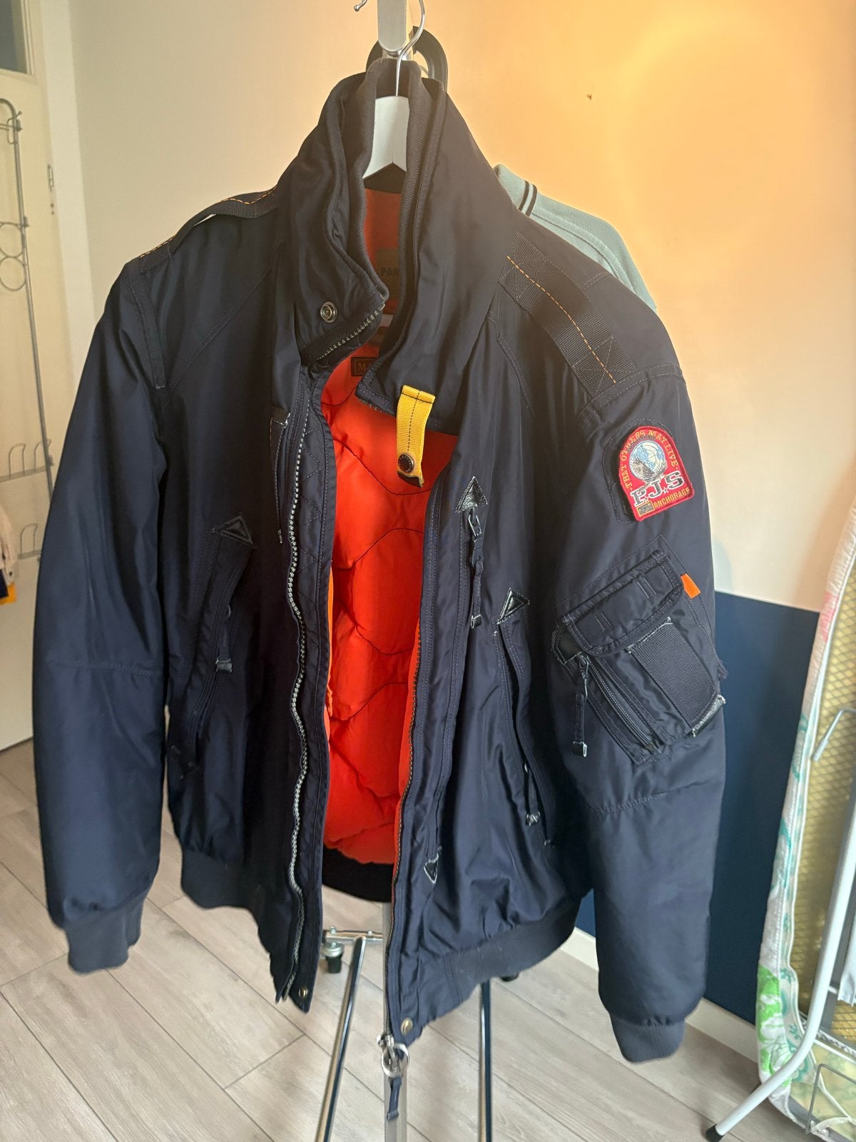 Stone island, fred perry en parajumpers kleding (S,M,L), Ophalen of Verzenden, Zo goed als nieuw
