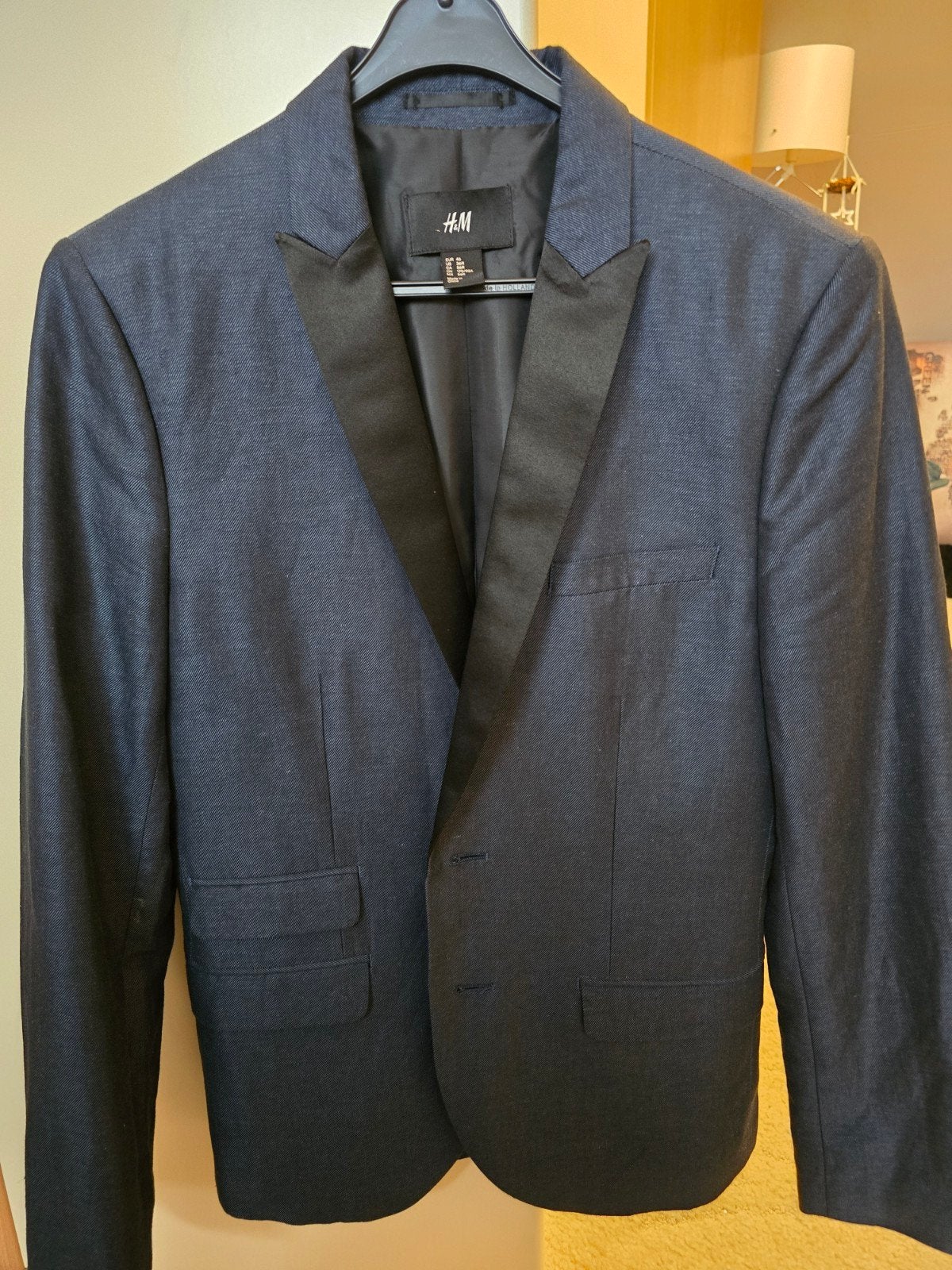 H&M Luxe Smoking Jasje / Tuxedo Blazer – Donkerblauw – M. 46, Kleding | Heren, Kostuums en Colberts, Ophalen of Verzenden, Zo goed als nieuw