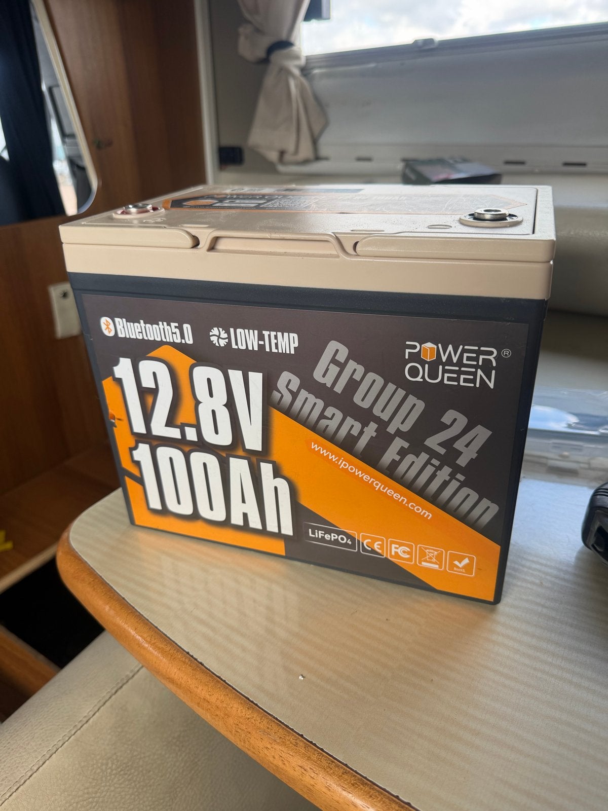 Power Queen 12.8V 100Ah LiFePO4 Accu - Smart Edition, Ophalen of Verzenden, Gebruikt