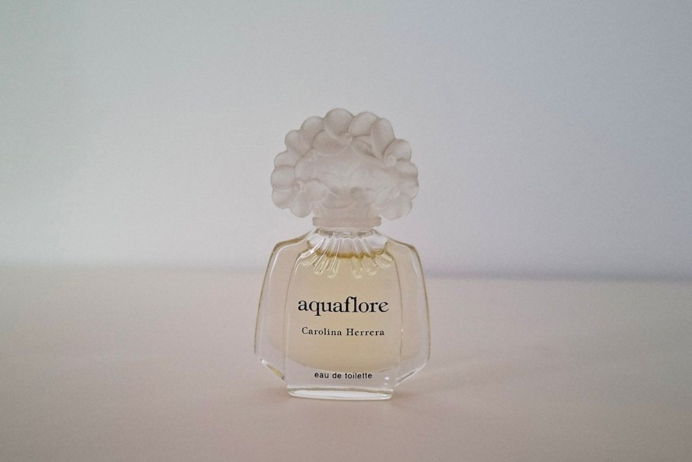 Carolina Herrera parfum miniatuur Aquaflore - EDT, Verzamelen, Parfumverzamelingen, Ophalen of Verzenden, Zo goed als nieuw, Miniatuur