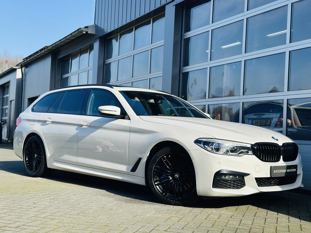 BMW 5 Serie Touring 540i xDrive | High Executive | 6-cilinde, Auto's, BMW, Automaat, Gebruikt, 2000 kg, Vierwielaandrijving