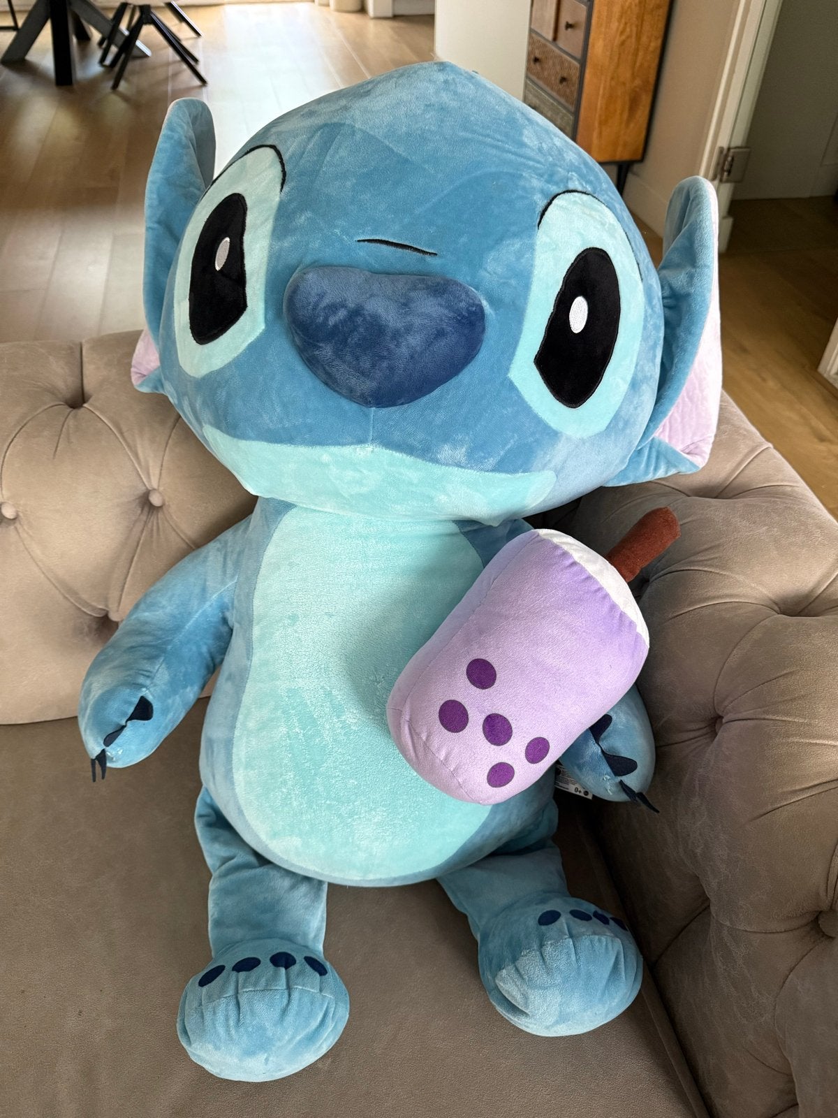 Grote Stitch knuffel met bubble tea - Disney Lilo & Stitch, Disney, Overige typen, Blauw, Ophalen of Verzenden