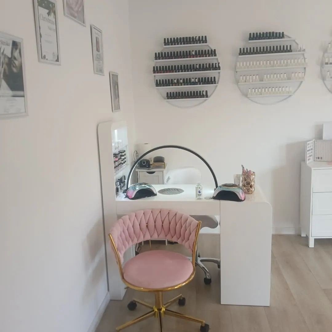 Mooie nageltafel met verlichting, Ophalen of Verzenden, Overige typen