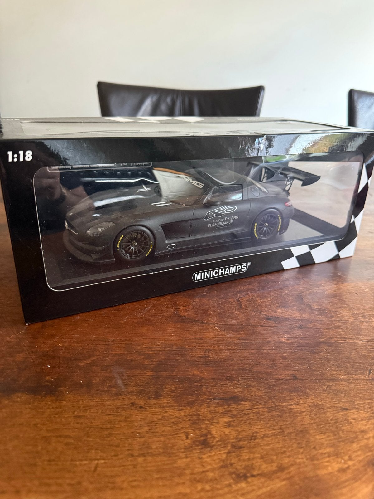 Minichamps Mercedes-Benz SLS AMG GT3 1:18 Limited Edition, Hobby en Vrije tijd, Modelauto's | 1:18, Ophalen, Nieuw, Auto, MiniChamps