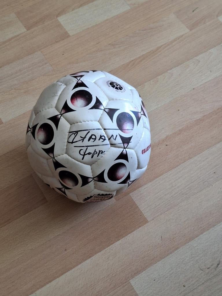 Voetbal gesigneerd door Foppe de Haan, Maat XL, Ophalen of Verzenden, Nieuw, Bal