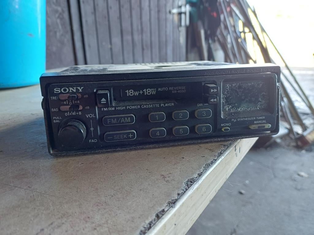 Vintage Sony radiocassettespeler, Auto diversen, Autoradio's, Ophalen, Gebruikt