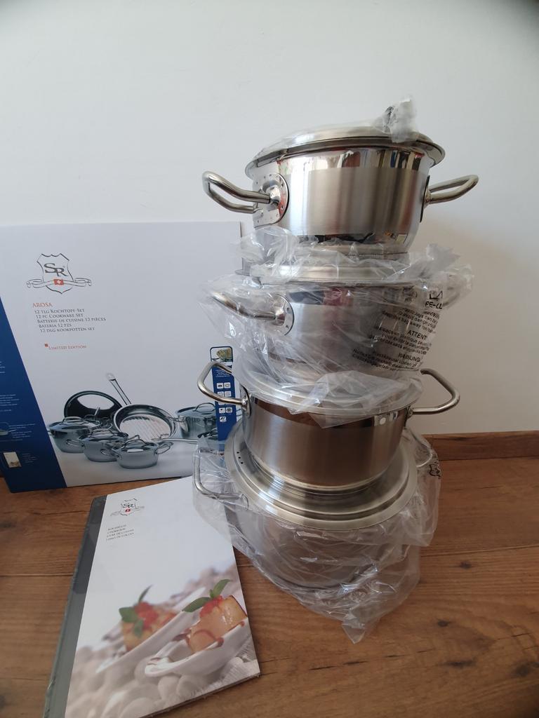 Arosa Zwitsers TOP kookpannen.  Nieuw. 16 , 18 , 20 , 24 cm, Ophalen of Verzenden, Nieuw, Rvs